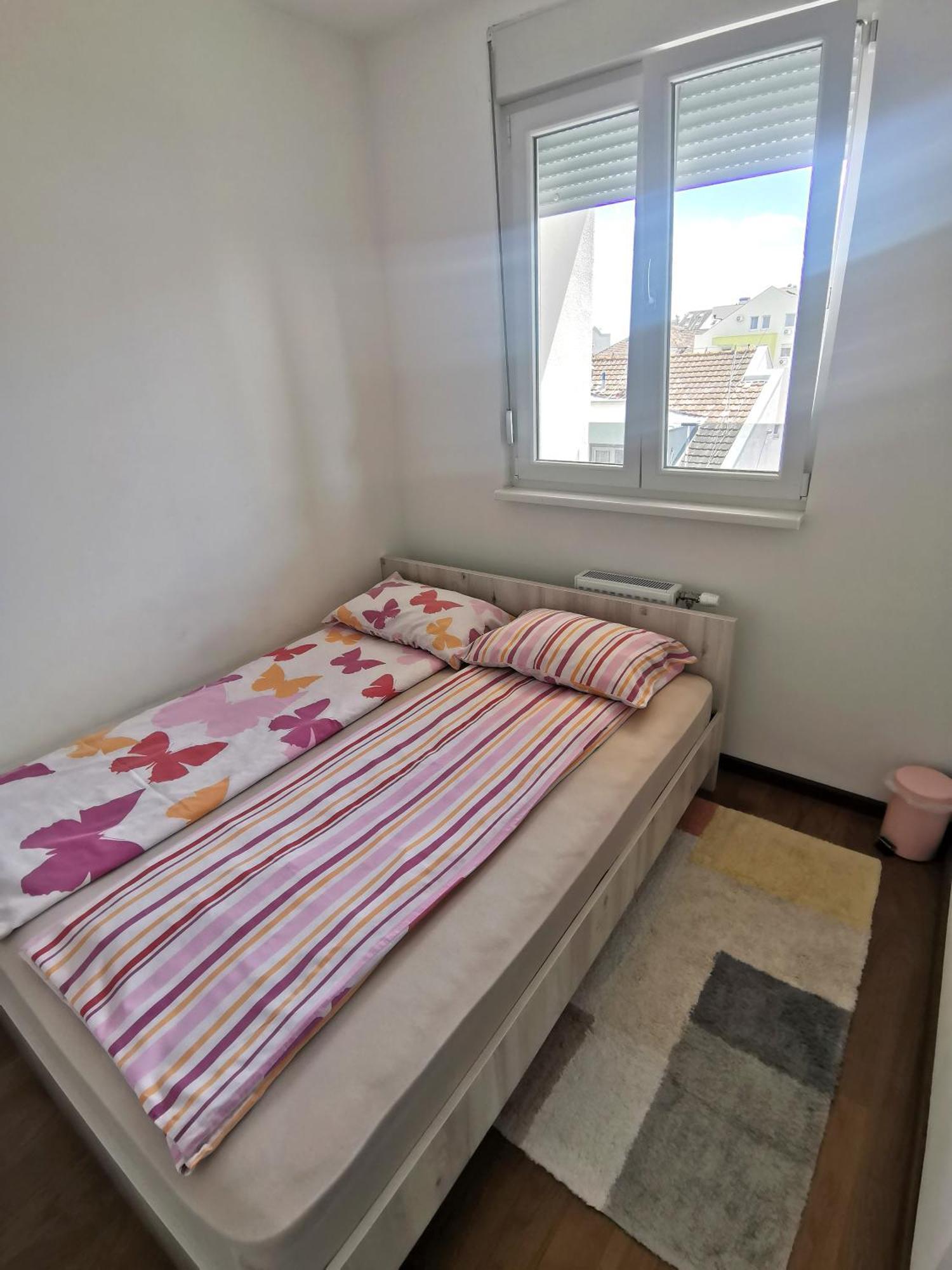 Appartement Stan Na Dan M à Novi Sad Extérieur photo